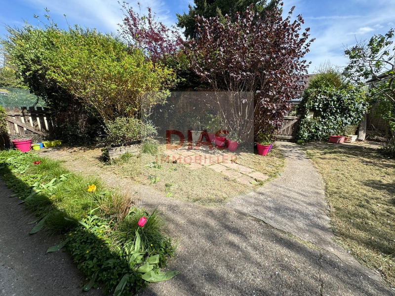 Maison - 155 m² - 1 pièce