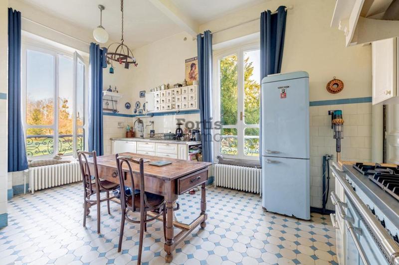 Maison de maîtres - 494 m² - 14 pièces
