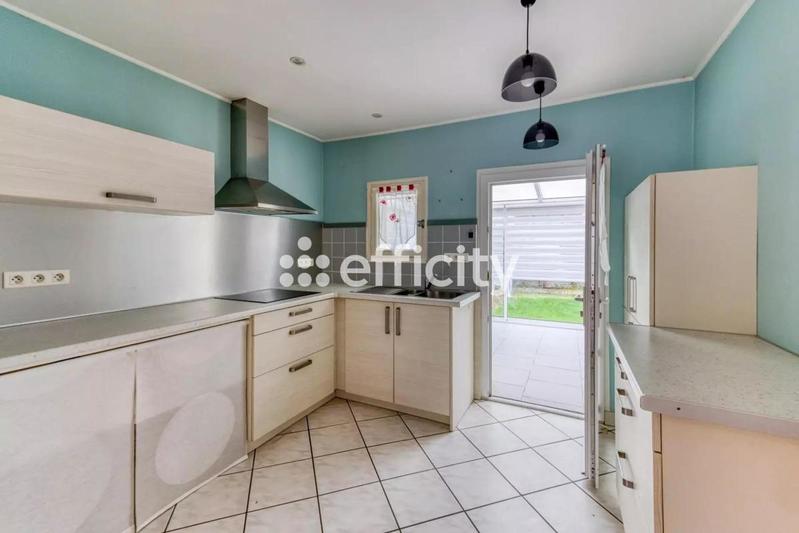 Pavillon - 120 m² - 7 pièces