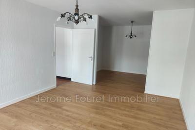 Appartement - 92 m² - 4 pièces