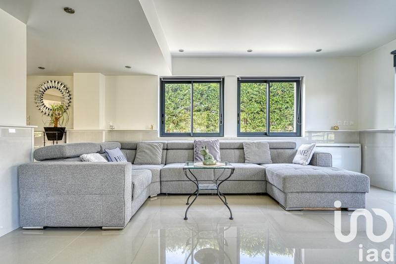 Maison - 160 m² - 6 pièces