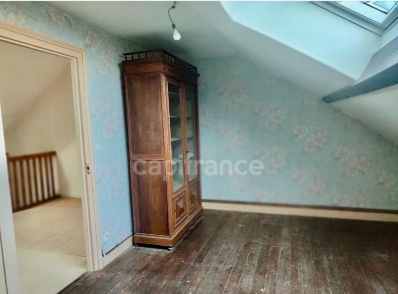 Maison - 93 m² - 5 pièces
