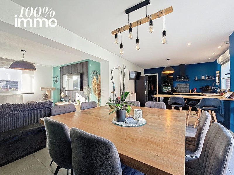 Maison - 100 m² - 6 pièces