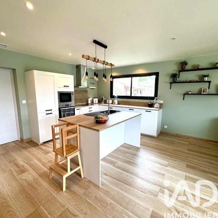 Maison - 115 m² - 4 pièces