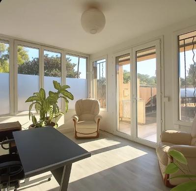 Maison - 189 m² - 9 pièces