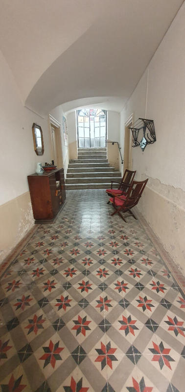 Maison - 260 m² - 7 pièces