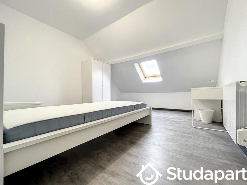 Chambre - 12 m² - 1 pièce