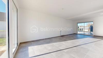 Maison - 110 m² - 5 pièces