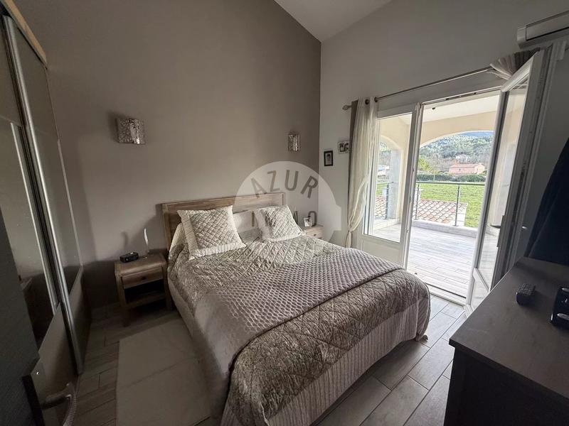 Maison - 115 m² - 4 pièces