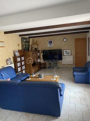 Maison - 180 m² - 6 pièces