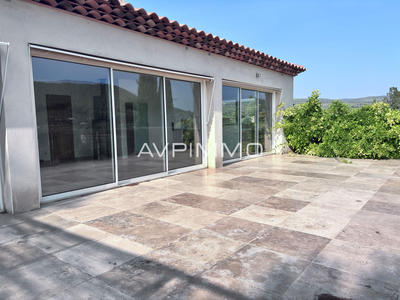 Appartement - 87 m² - 3 pièces