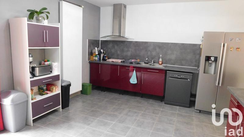 Maison - 210 m² - 8 pièces