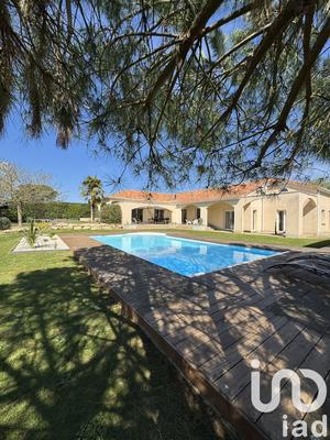 Maison de maîtres - 260 m² - 10 pièces