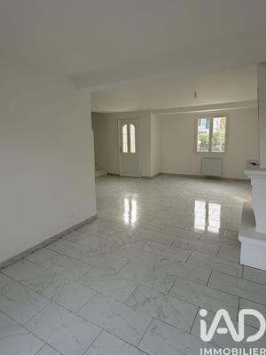 Maison - 113 m² - 5 pièces