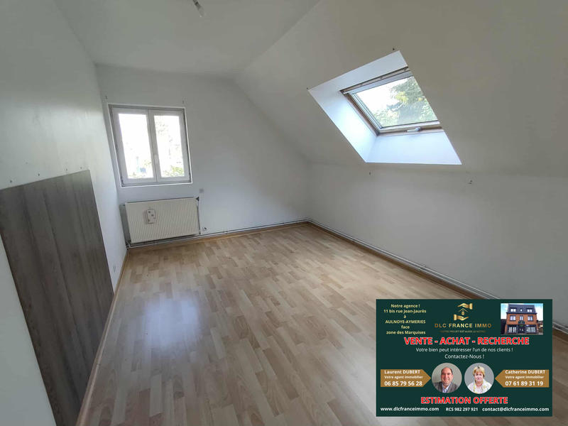 Maison - 110 m² - 8 pièces