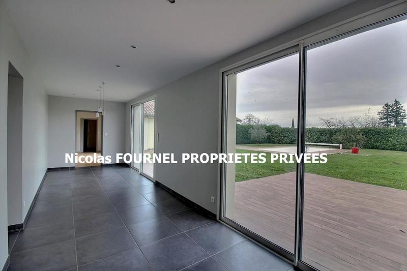 Maison - 445 m² - 14 pièces