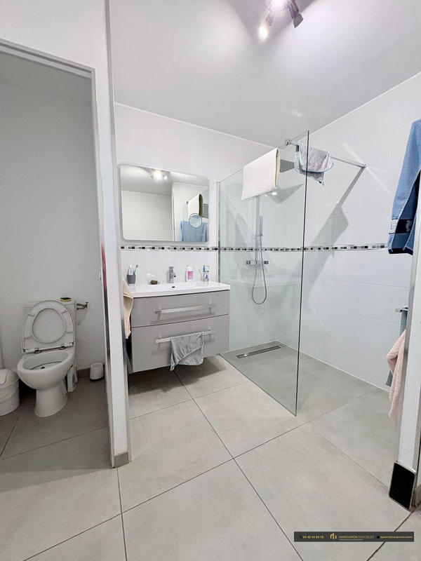 Villa - 100 m² - 4 pièces