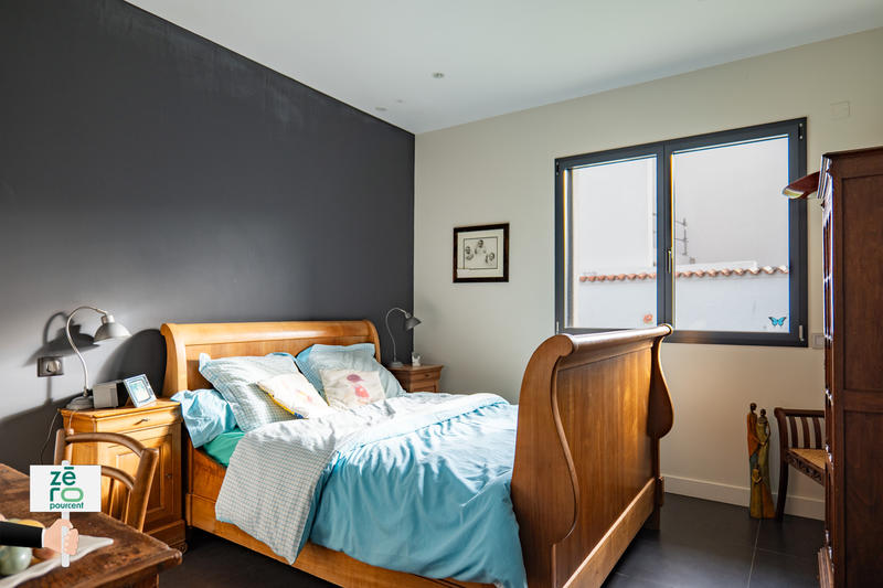 Maison - 182 m² - 7 pièces