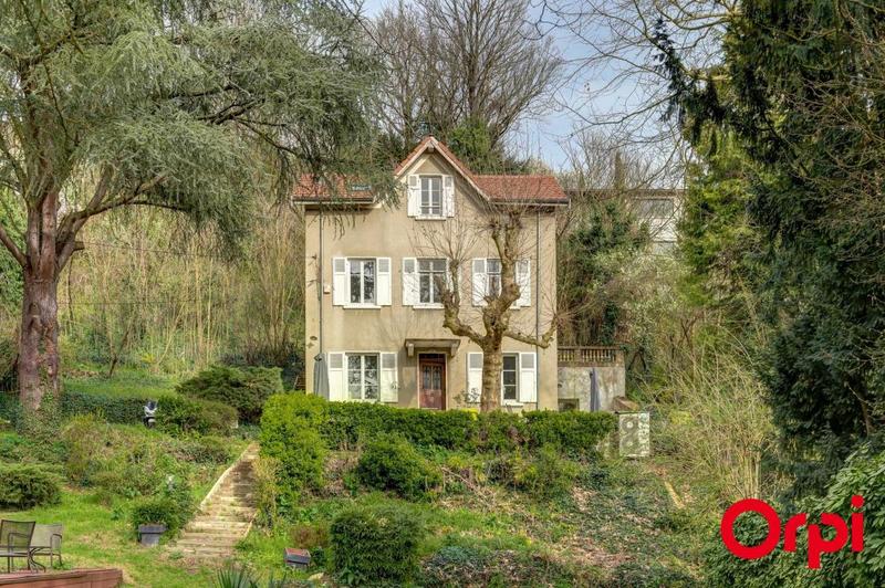 Villa - 235 m² - 7 pièces