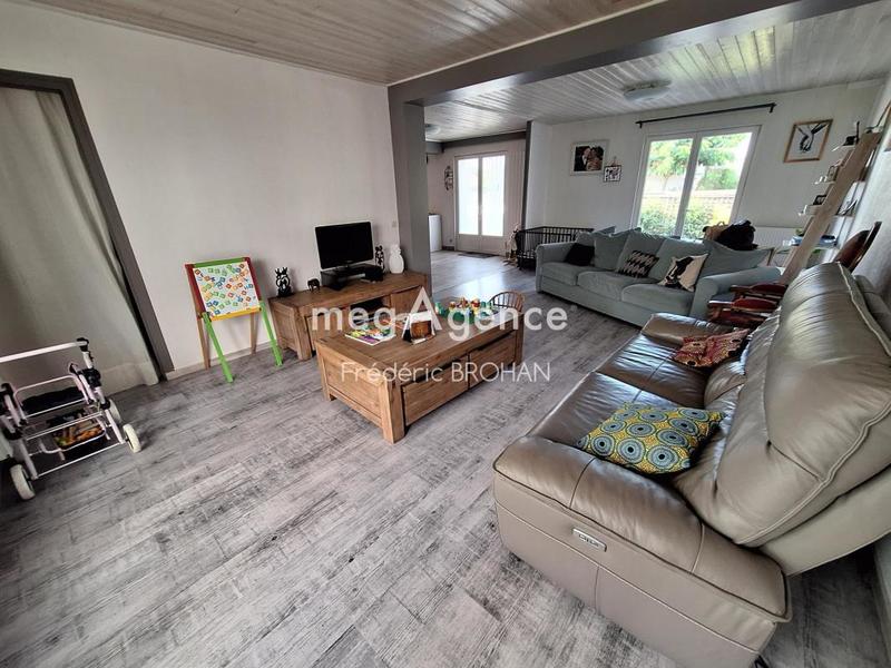Maison - 174 m² - 6 pièces
