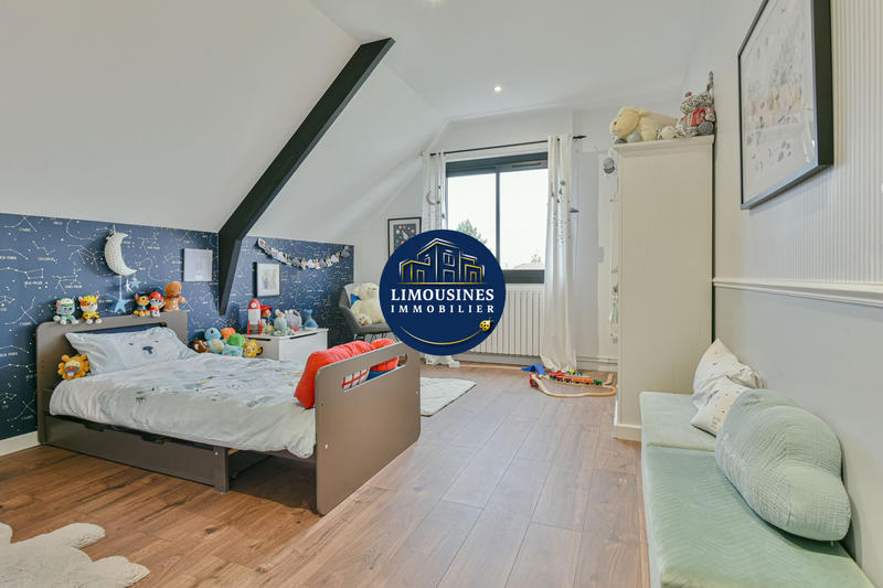 Villa - 322 m² - 11 pièces