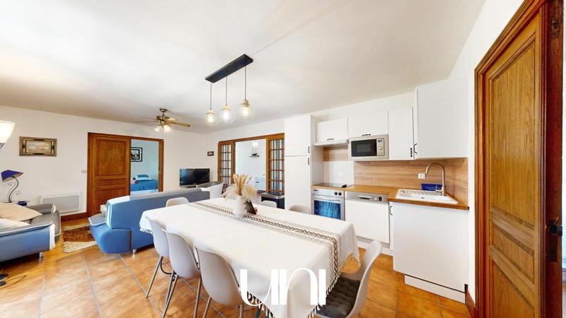 Maison de maîtres - 655 m² - 9 pièces