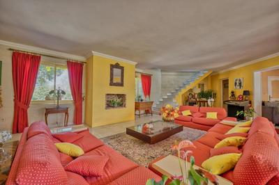 Demeure - 233 m² - 8 pièces