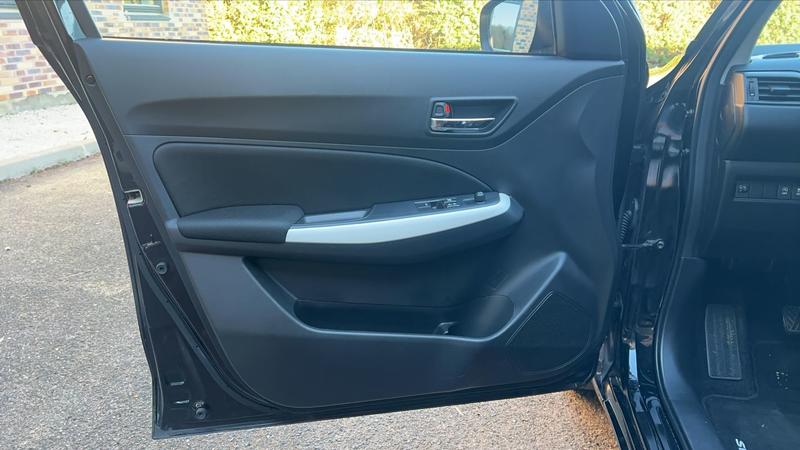 Suzuki Swift IV 1.2 DualJet 90 Hybrid Avantage