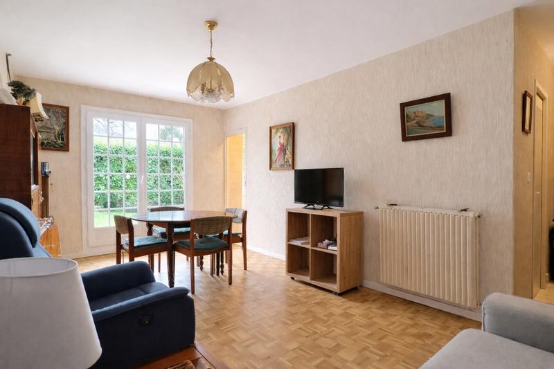 Maison - 97 m² - 5 pièces