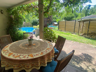 Maison - 332 m² - 12 pièces