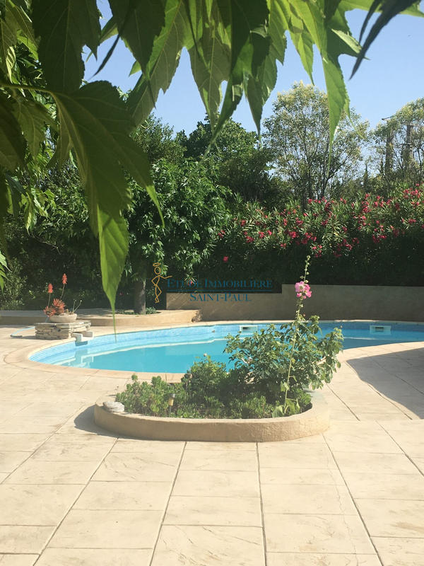 Maison traditionnelle - 135 m² - 5 pièces