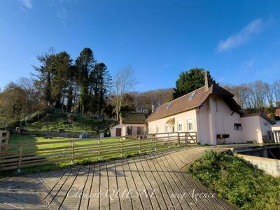 Maison - 161 m² - 5 pièces