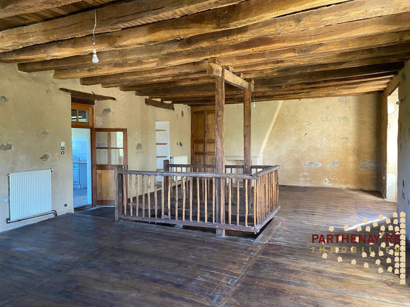 Maison ancienne - 227 m² - 6 pièces