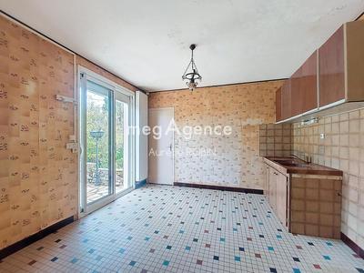 Maison - 89 m² - 5 pièces