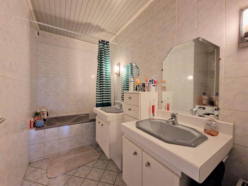 Appartement - 94 m² - 4 pièces