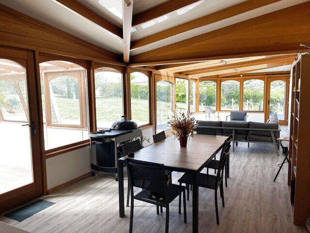 Maison - 203 m² - 8 pièces