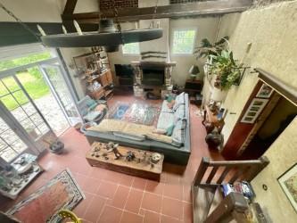 Propriété - 297 m² - 10 pièces