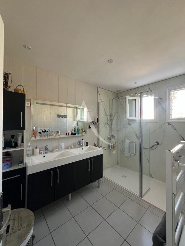 Maison - 117 m² - 5 pièces