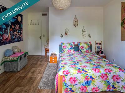 Maison - 84 m² - 4 pièces