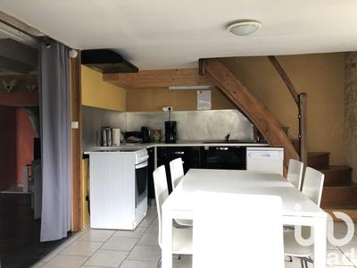 Maison - 338 m² - 14 pièces