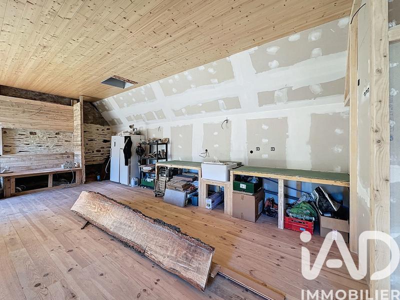 Maison - 75 m² - 8 pièces