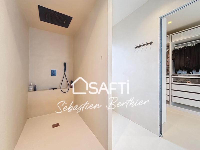 Maison - 190 m² - 6 pièces