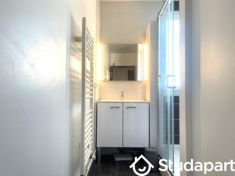 Chambre - 16 m² - 1 pièce