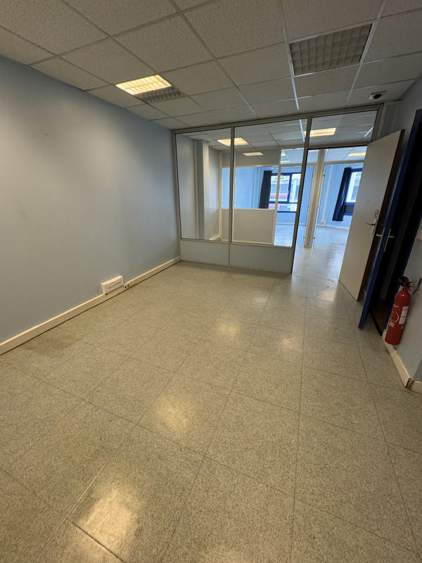 Bureau - 56 m² - 3 pièces