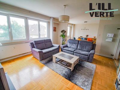 Appartement - 99 m² - 4 pièces