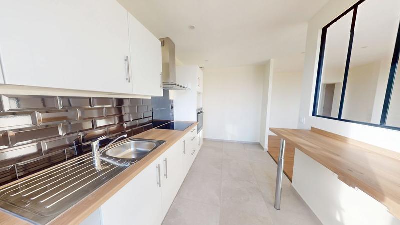 Appartement - 65 m² - 4 pièces