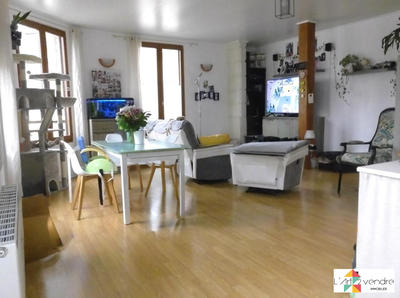 Appartement - 102 m² - 5 pièces