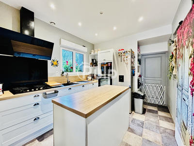 Maison de ville - 161 m² - 7 pièces