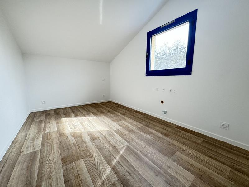 Maison - 104 m² - 5 pièces