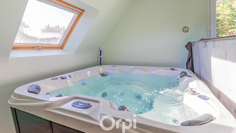 Maison - 293 m² - 6 pièces